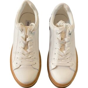 Steve Madden Charlie White Gumsole Platform Sneakers 7